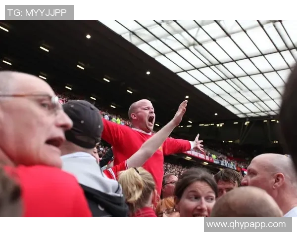 曼联与沙尔克04激战正酣谁能在欧战中笑到最后